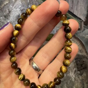Tigerøje armbånd